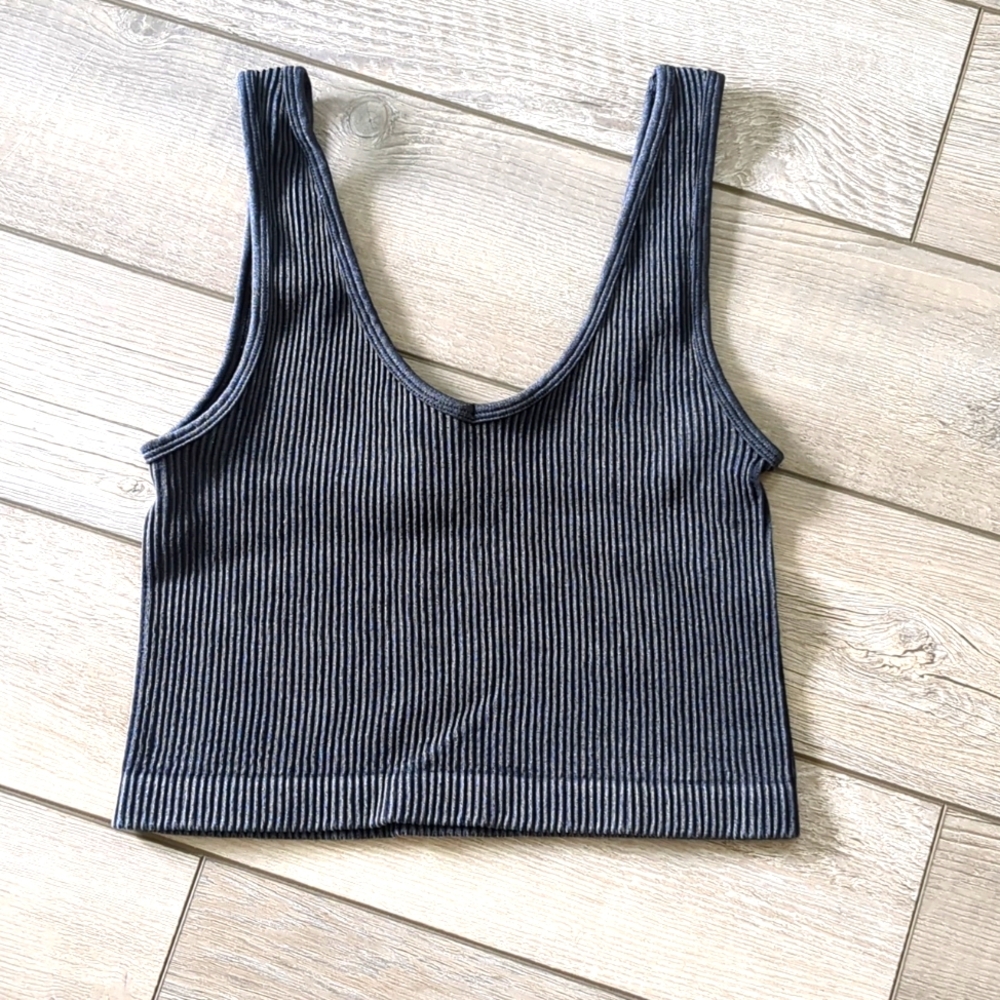 ✨3 FOR $24✨Cropped Ribbed Tank